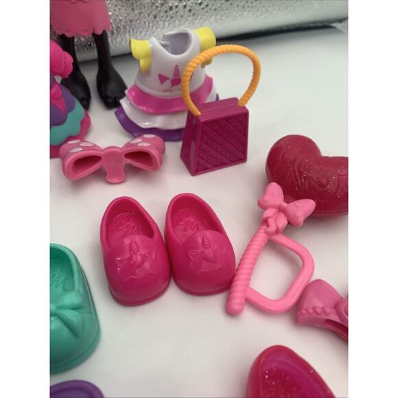 Disney Minnie Mouse Bowtique Dress Up Doll Snap N’ Style Lot clothes Bows etc.. - Picture 6 of 7